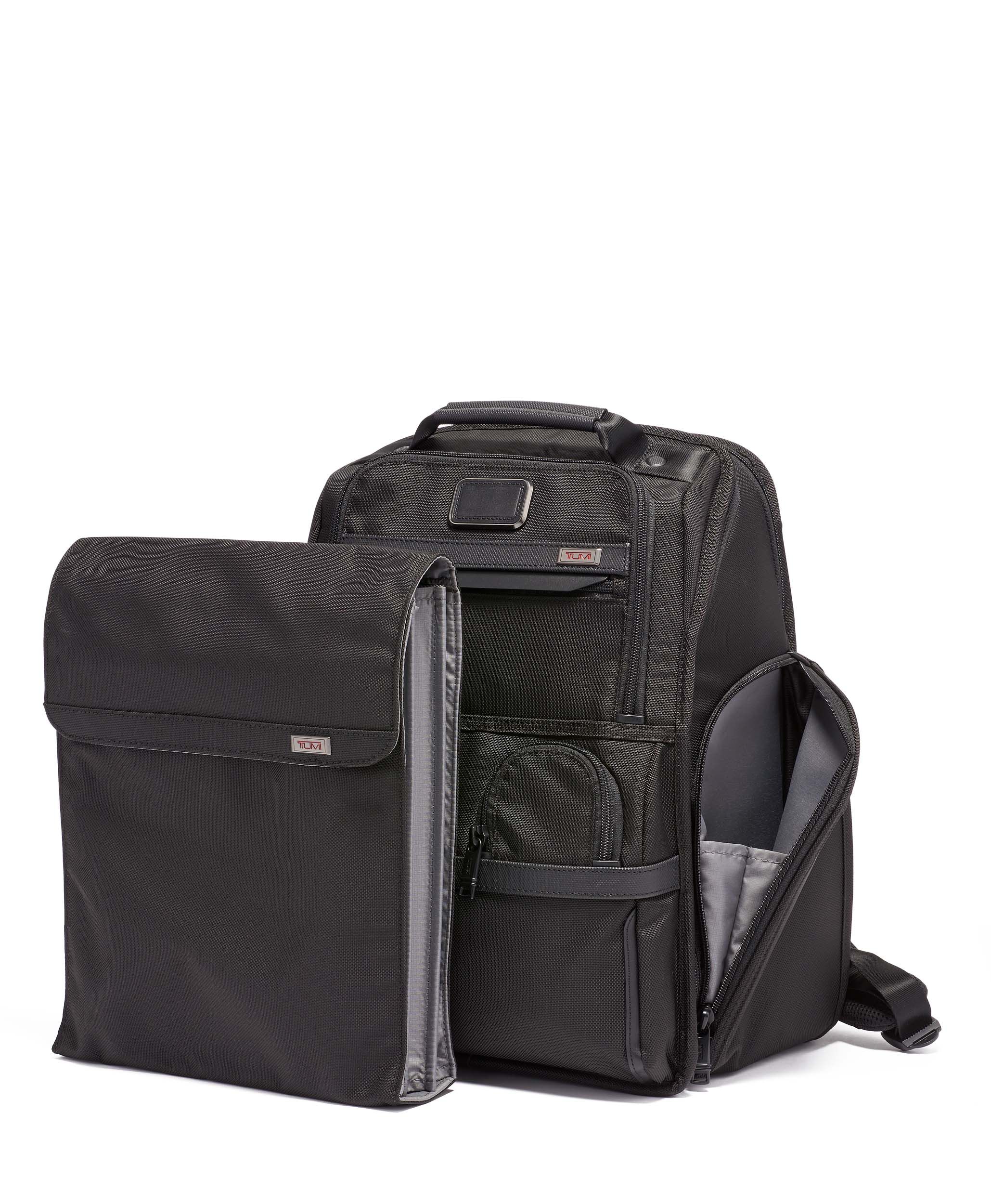 tumi alpha 3 compact