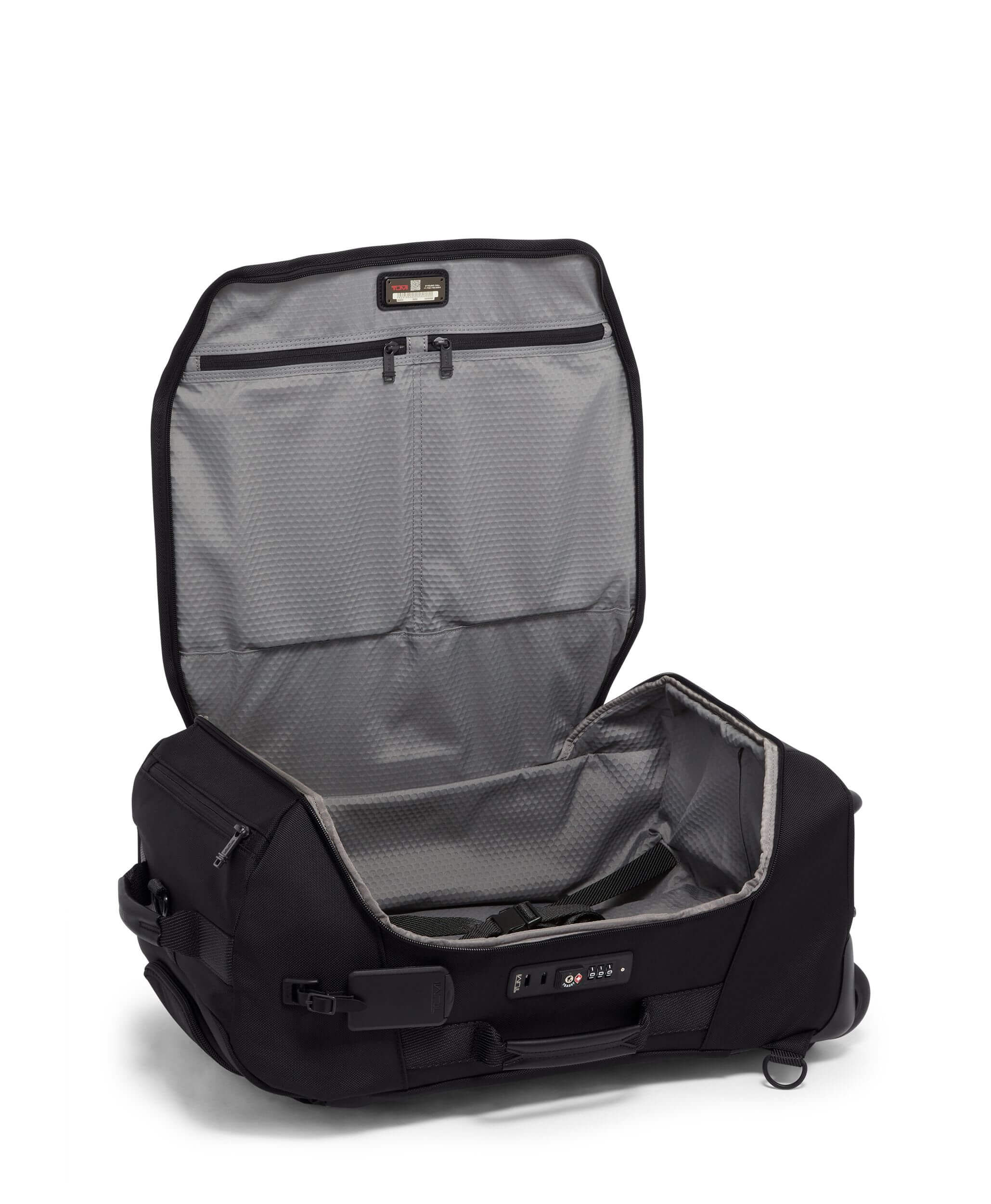 Alpha Bravo Wheeled Duffel Carry On 55 cm TUMI Sweden