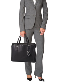 Nia Commuter Brief Stanton