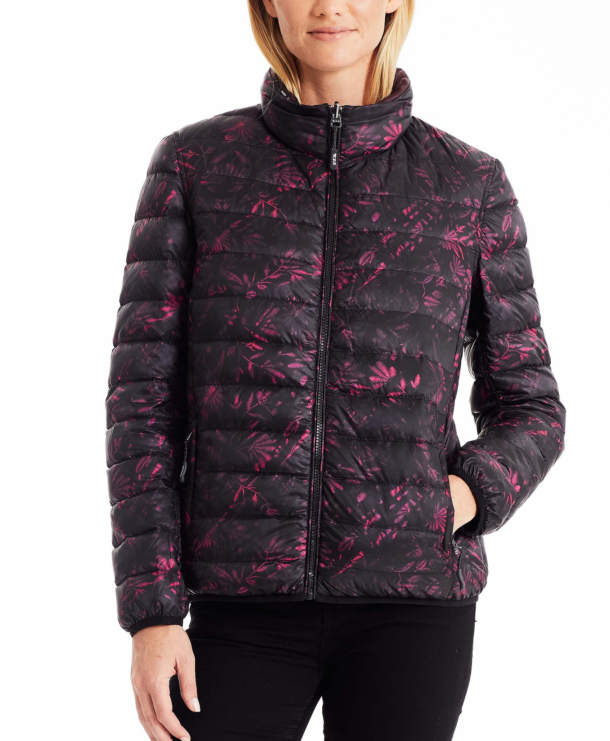 Reversible packable puffer jacket