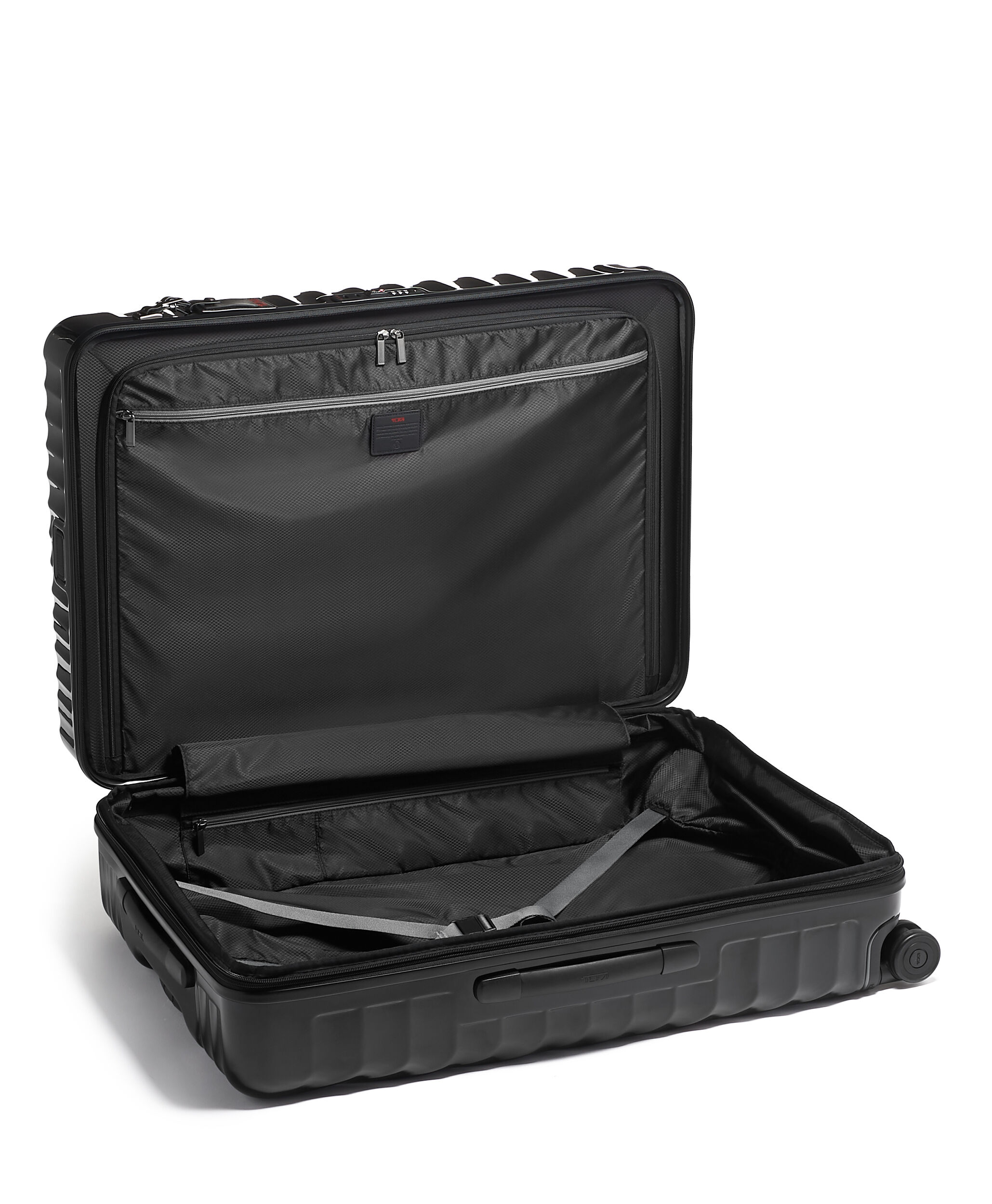 19 Degree Extended Trip Expandable Checked Luggage 77 5 cm Black TUMI Sweden