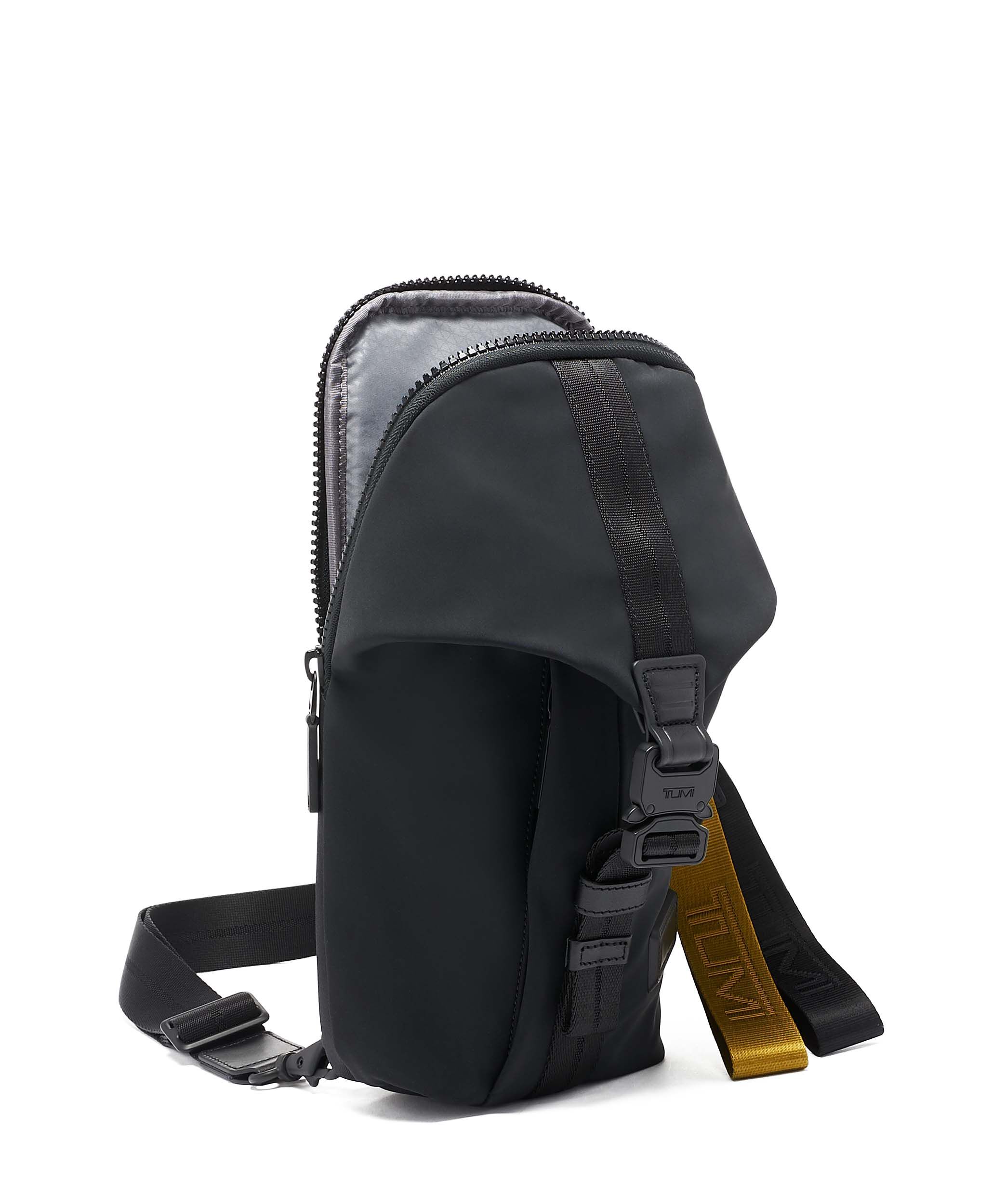 Tumi hotsell tahoe harris
