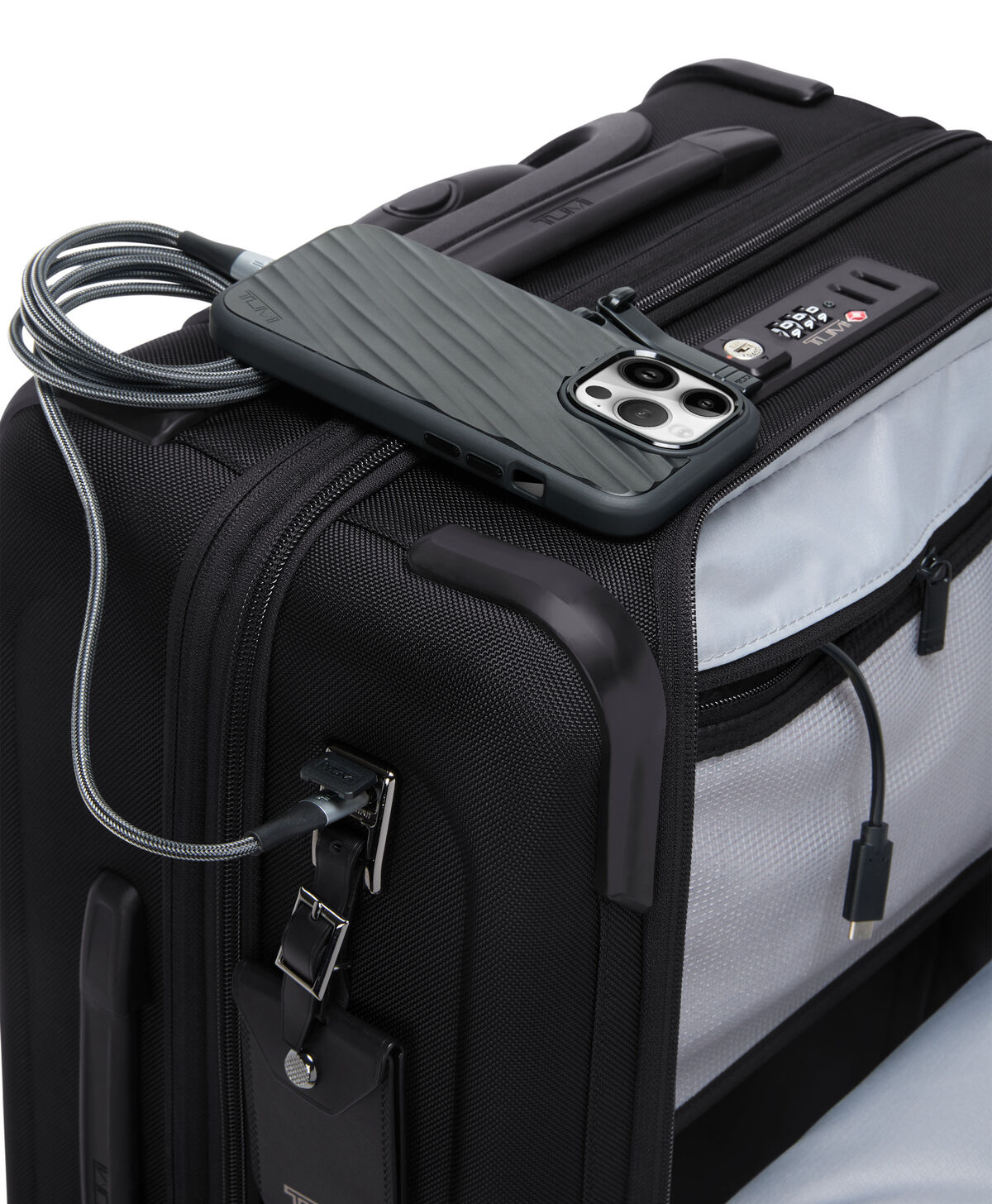Alpha Large Dual Access Expandable Cabin | TUMI Large Dual Access Expandable Cabin