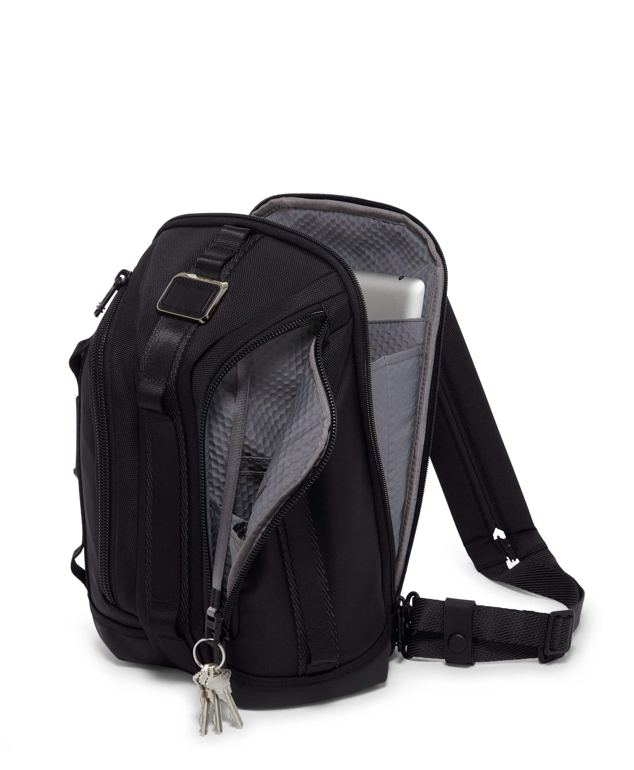 Alpha Bravo Knight Sling TUMI Sweden
