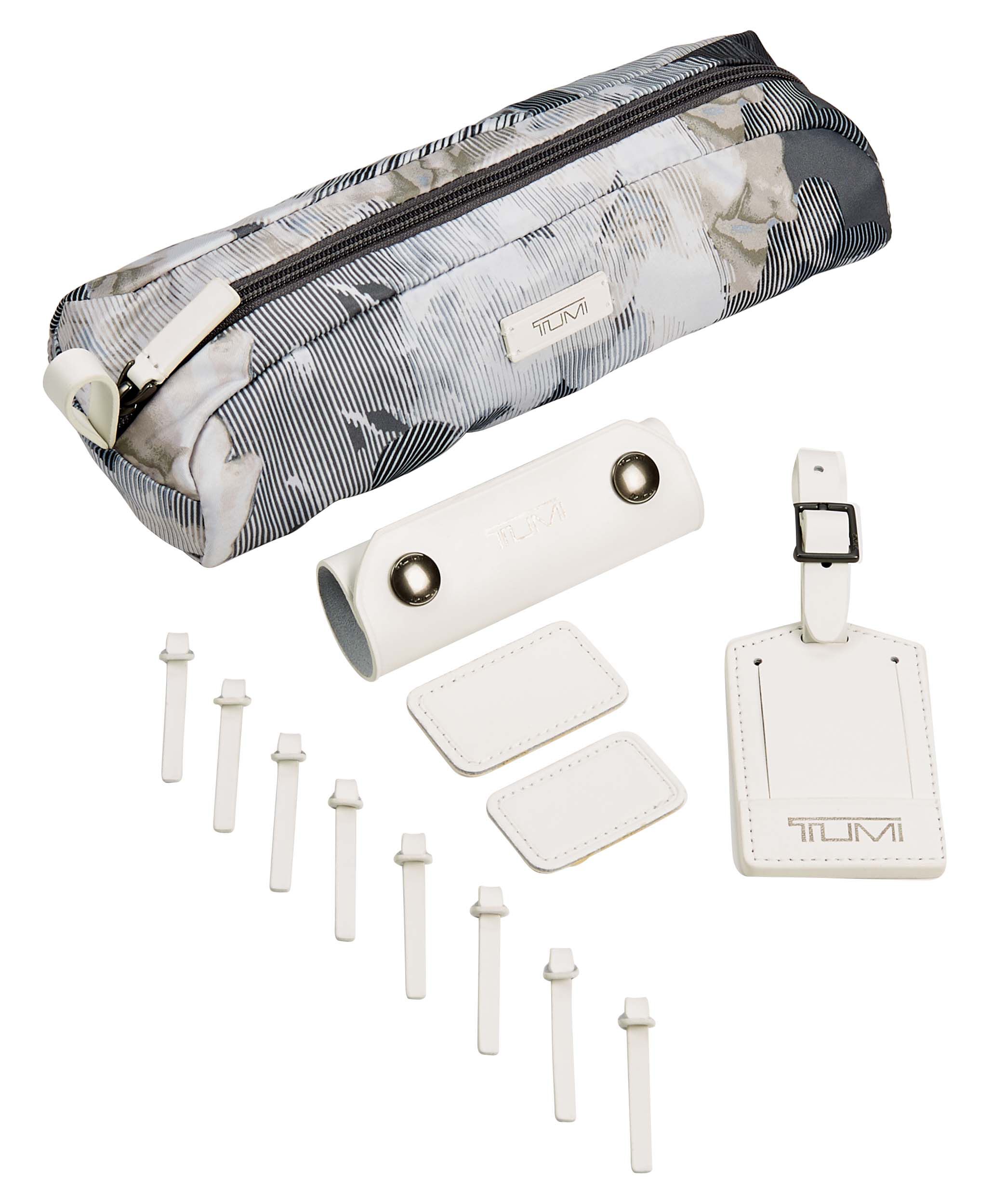 tumi accessory kit