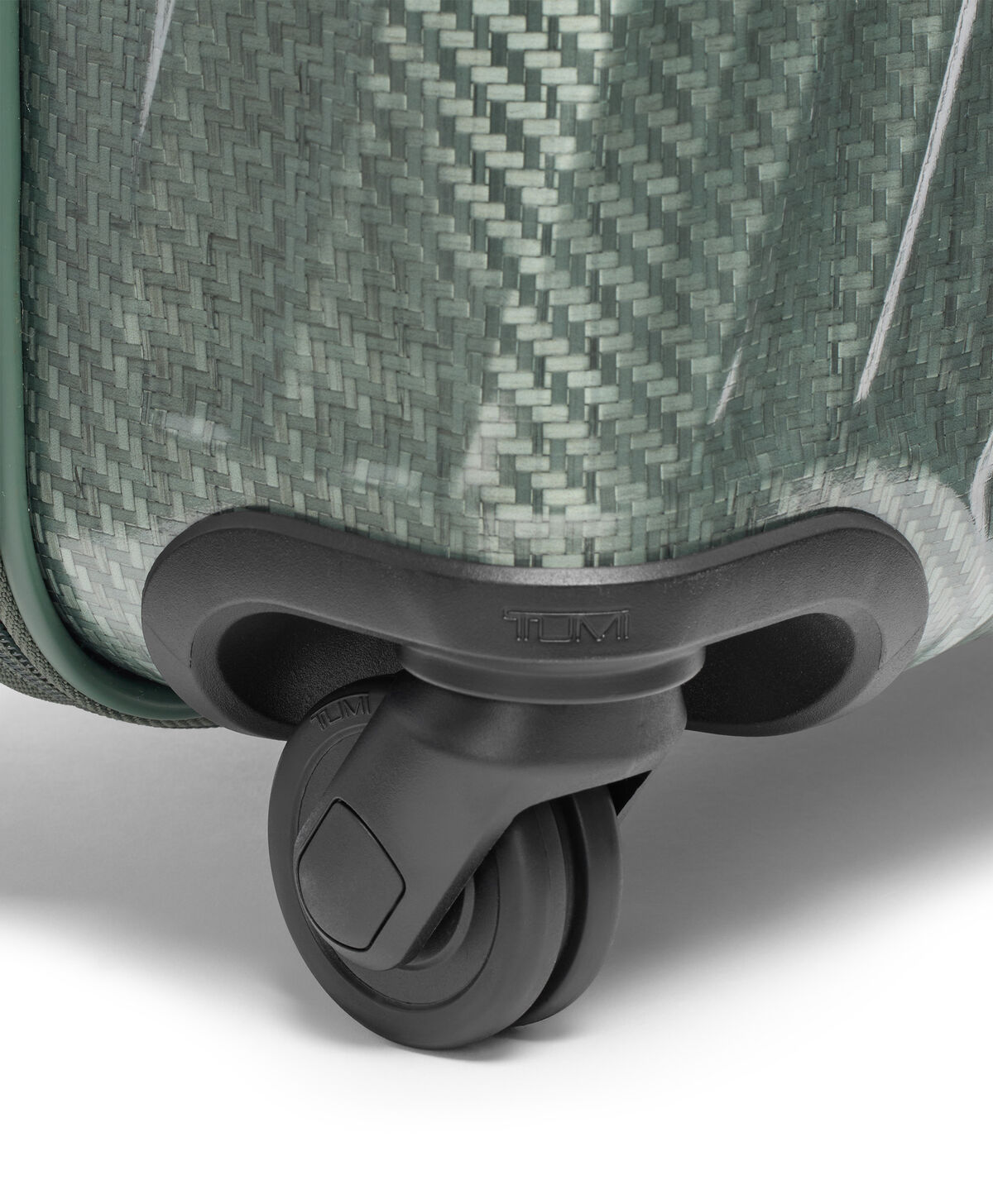 19 Degree Lite Large Cabin | TUMI Large Cabin