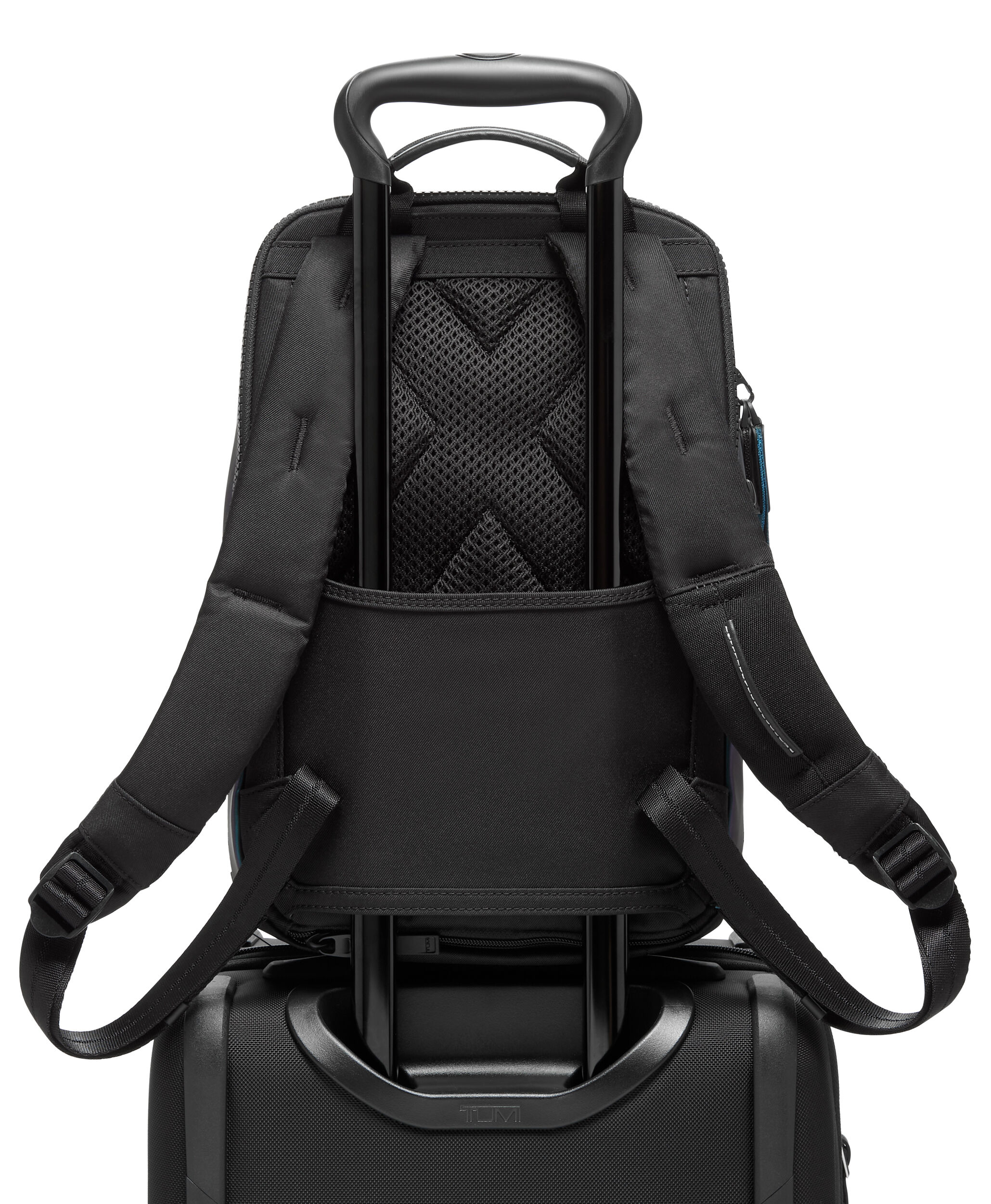 tumi canal quick zip backpack