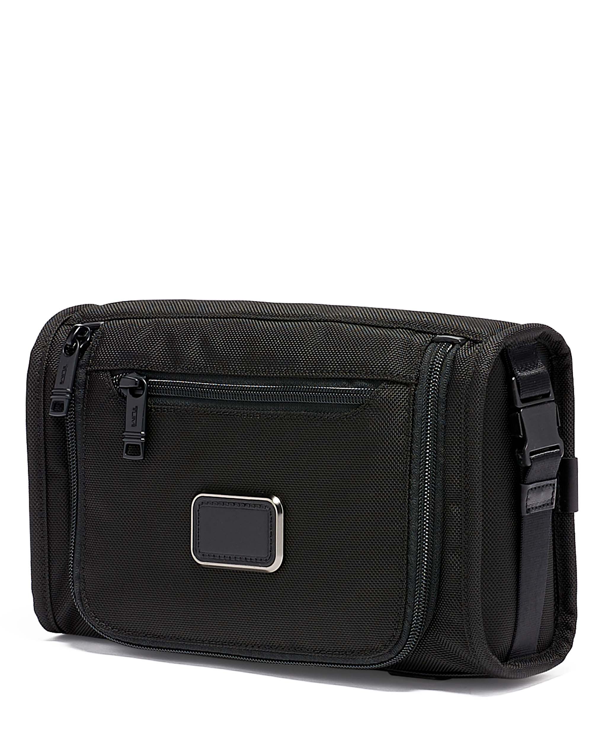 tumi leather dopp kit