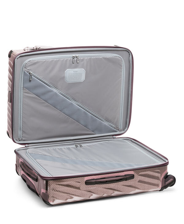Medium Sized Suitcase () Medium Sized Suitcase