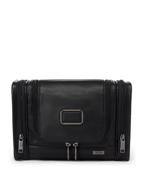 Tumi hangers top