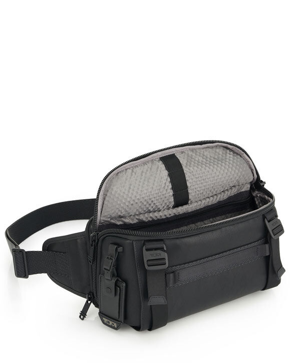 Tumi waist pack 22199 on sale