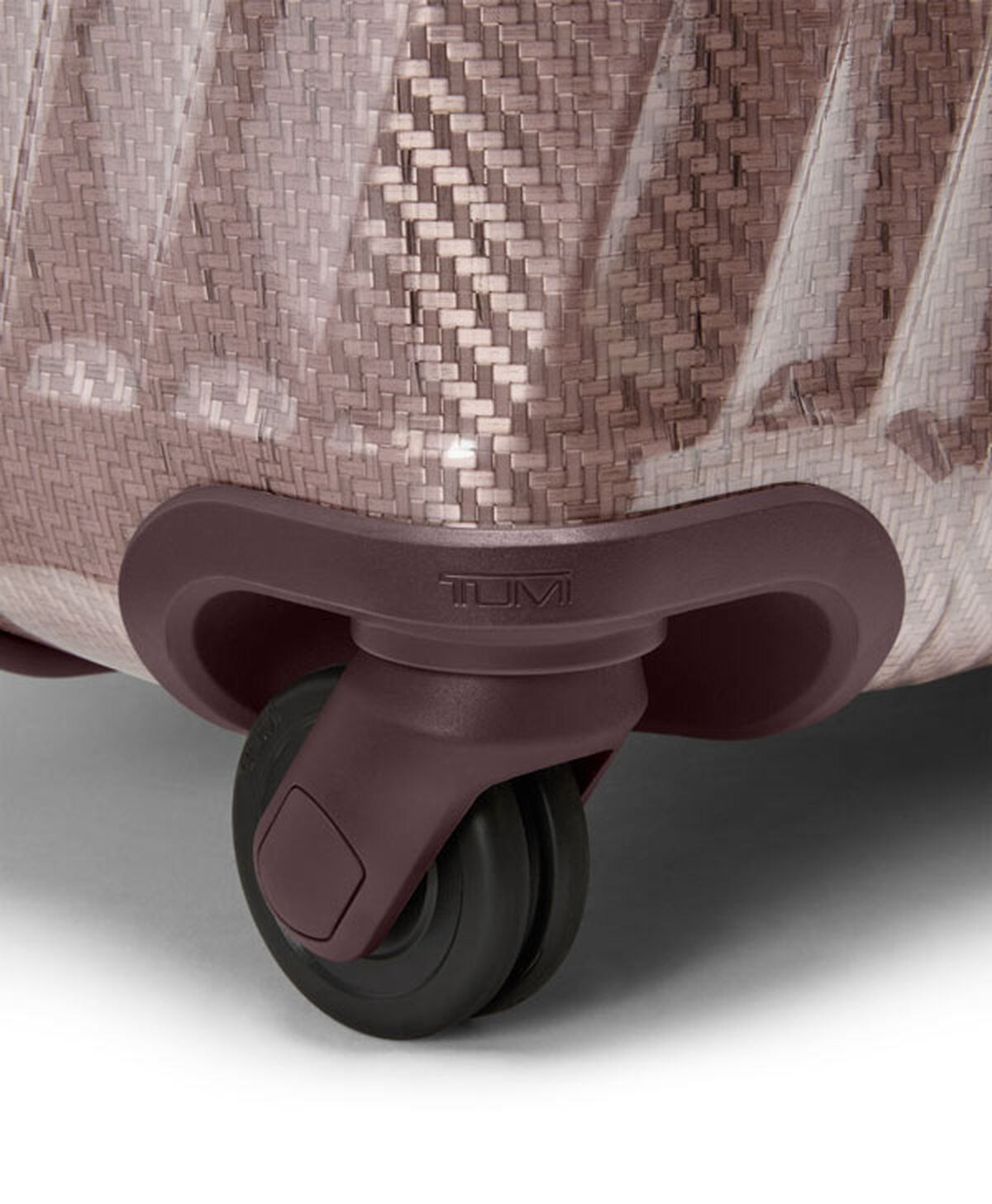 TUMI Extended Trip Checked Luggage 76 cm