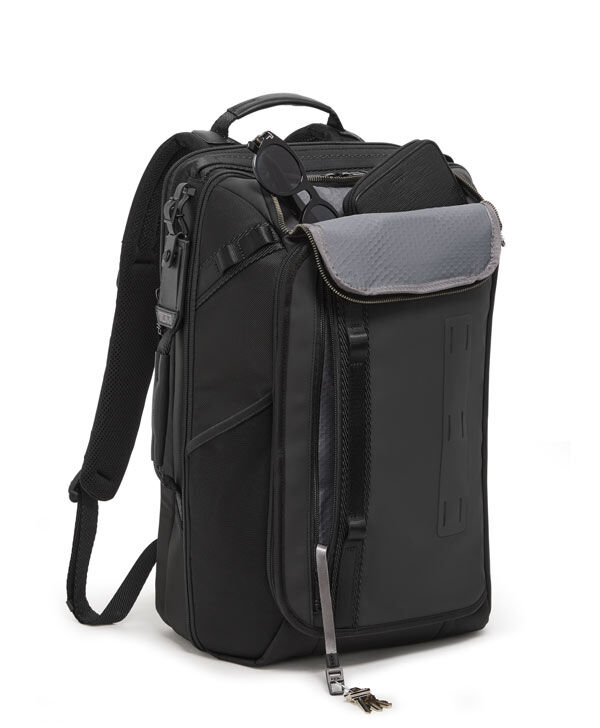Alpha Bravo Luggage Collection | TUMI