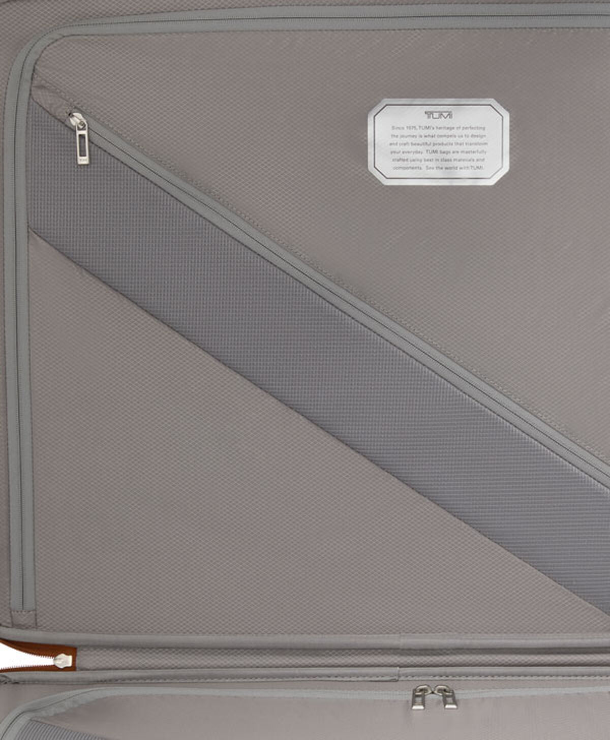 TUMI Extended Trip Checked Luggage 76 cm