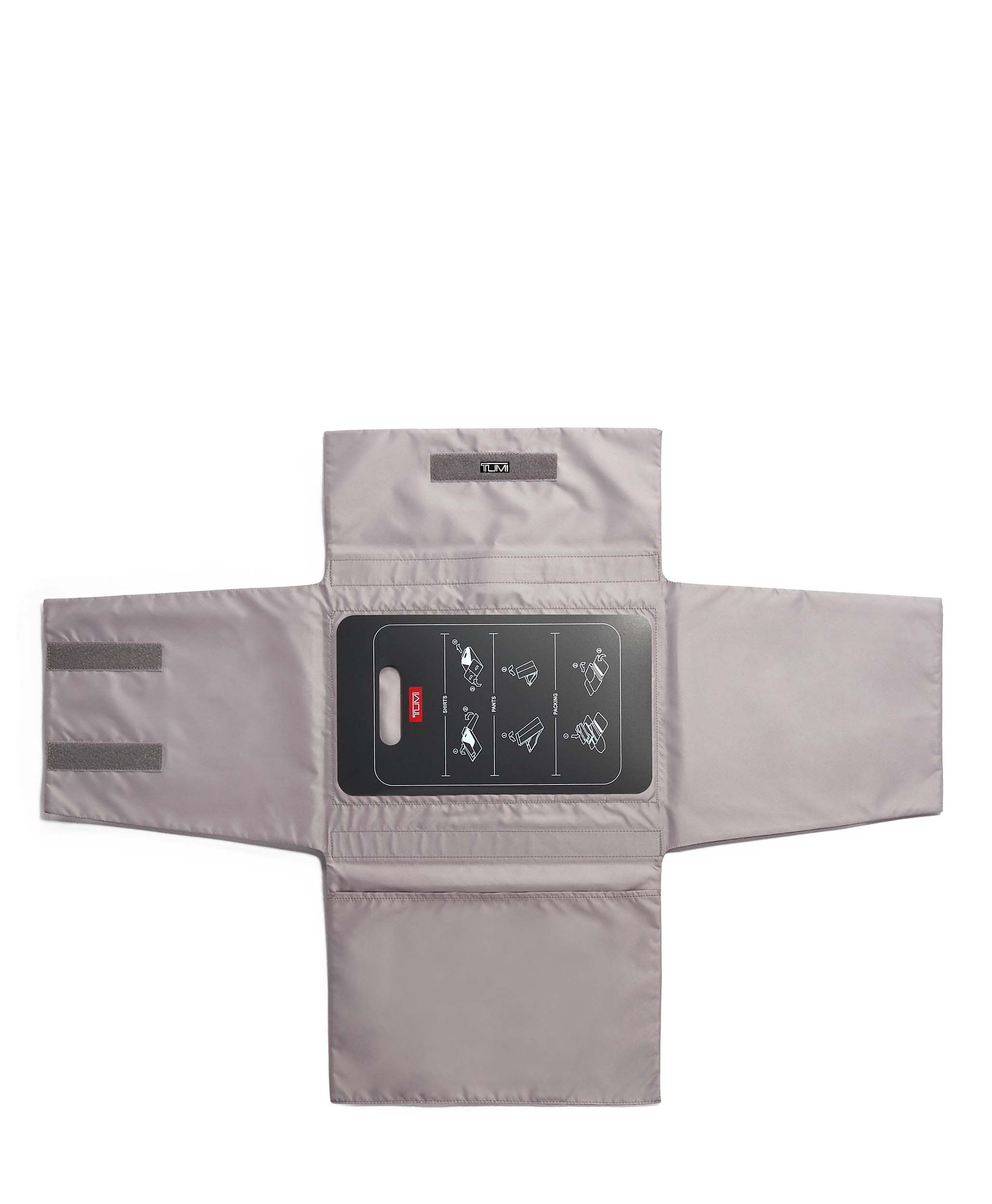 tumi flat folding pack